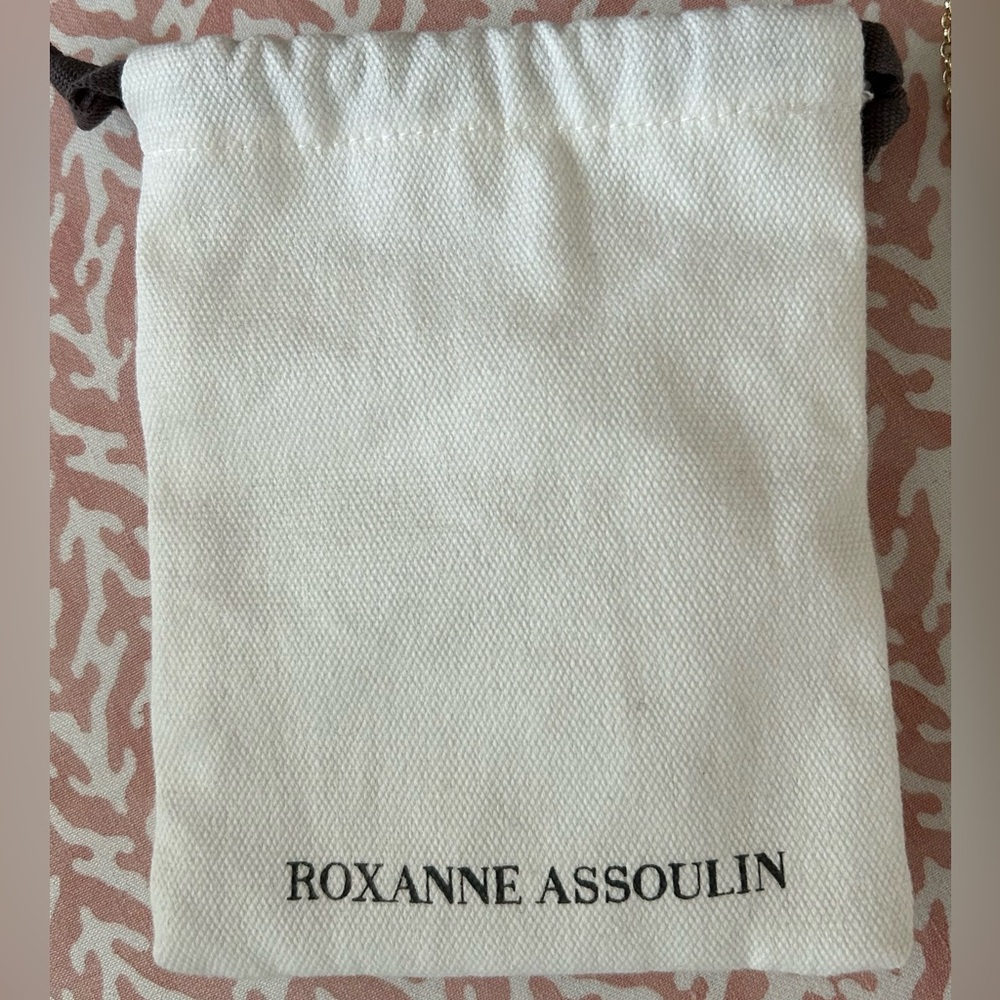 Roxanne Assoulin The Puffy initial necklace- “l” - Picture 6 of 11